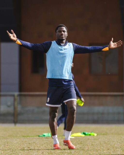 Pre-match training session is done ✅
👀 See you tomorrow at 16:30 at Armavir City Stadium 😉
#SardarapatFC • #BornInVictory