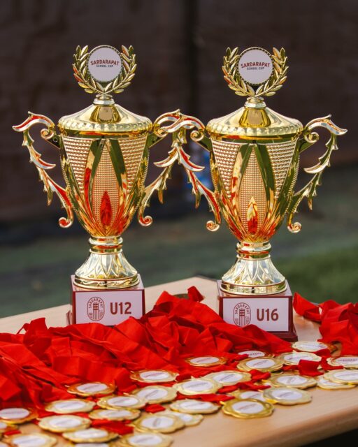 👧🏻 On April 6, International Day of Sport, Sardarapat FC organized a girls’ school football tournament as part of the program “Development of Women’s Football in Armavir as a Tool for Equality, Education, and Empowerment.”
🤩 The initiative was implemented within a decentralized cooperation program with the Hauts-de-France Region, the City of Arras, and the French Ministry for Europe and Foreign Affairs. We sincerely thank our partners for their support, as well as the Armavir Regional Administration for their assistance in organizing the tournament 🙌
8️⃣ schools took part in the tournament, with more than 110 girls participating.
🎙️ “We would also like to thank all the parents who trust us and support their daughters in building their own success stories in sport,” shared the Executive Director of Sardarapat FC @mariam_mana_khachatryan
🔝 This is just the beginning, our goal is to grow women’s football and create more opportunities for girls to thrive both on and off the field 👏
#SardarapatFC • #BornInVictory
