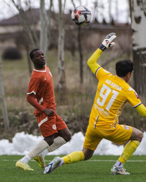 ☝️ @a_ndaw09 will fight till forever ⚽️
#SardarapatFC • #BornInVictory