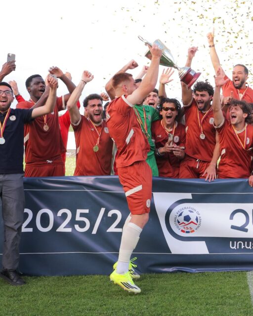 Unforgettable Day 🏆
Are you ready for the spam? 😏
#SardarapatFC • #BornInVictory #SFC