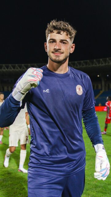 A last-second save by @gor_1_ 🔥🤯
#SardarapatFC • #BornInVictory #SFC