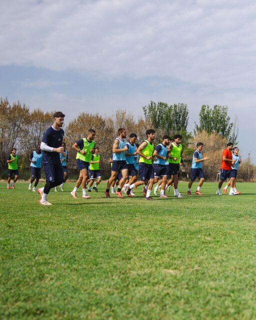 🫡 Final preparations ahead of tomorrow’s Cup match 🏆
See you tomorrow at 16:00 in Avan! 😉

#SardarapatFC • #BornInVictory #SFC